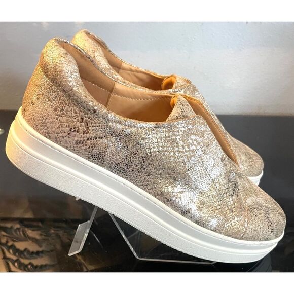 J Slides NY Womens Metallic Gold Slip On Leather Platform Tennis Shoes Size 9 M - Picture 3 of 10